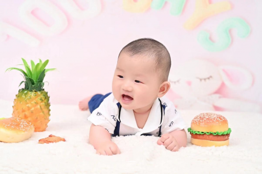 邳州宝宝多久抬头